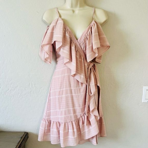 Wayf Dresses & Skirts - WAYF dress NWT pink cold shoulder ruffle wrap dress with side tie sash belt no f